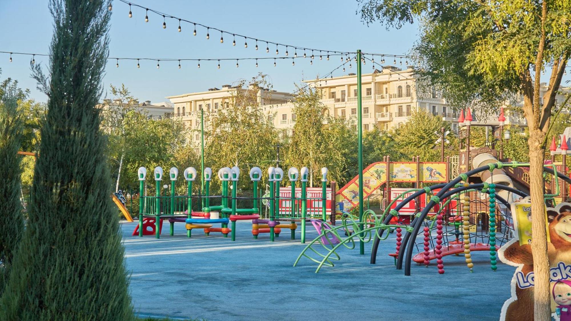 Holiday Inn Tashkent City By Ihg Екстер'єр фото