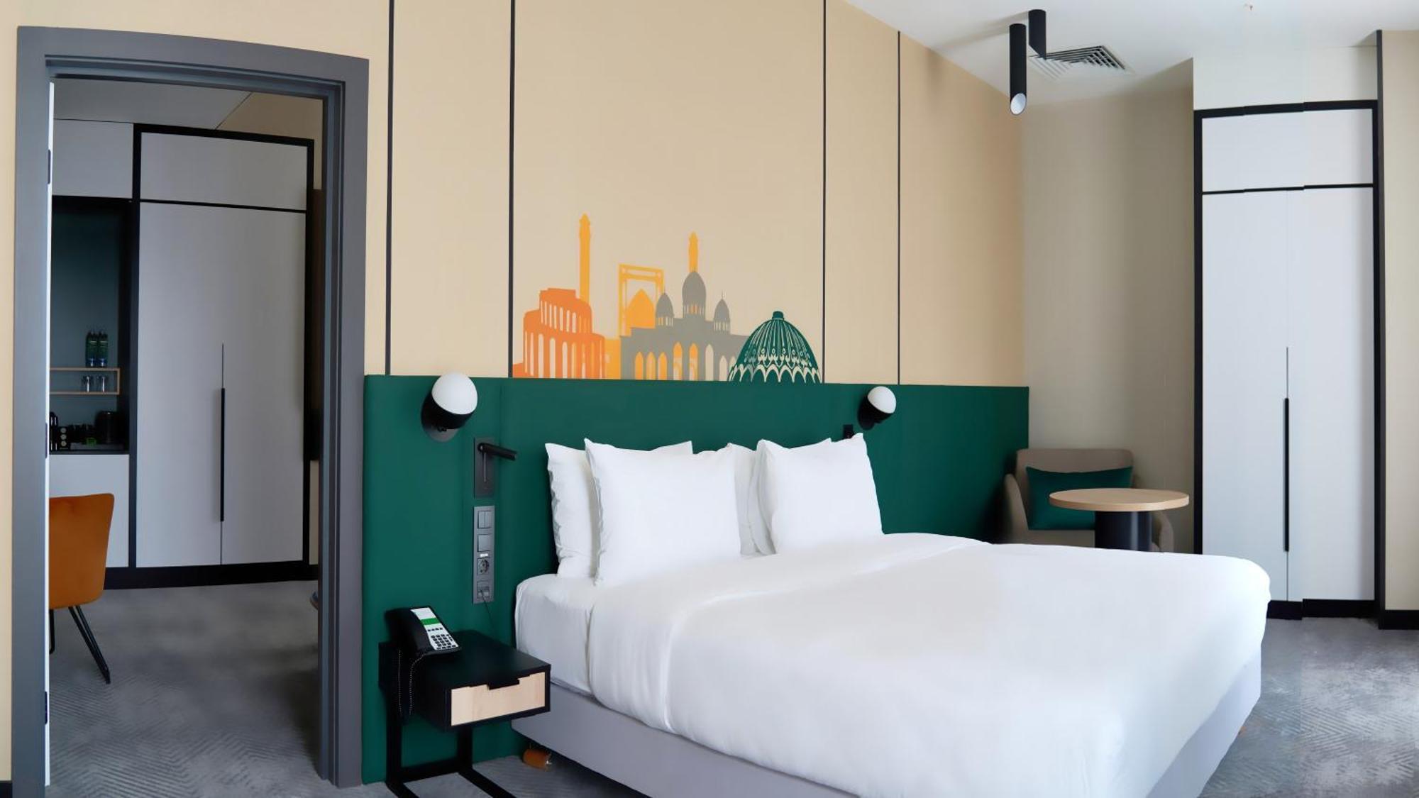 Holiday Inn Tashkent City By Ihg Екстер'єр фото