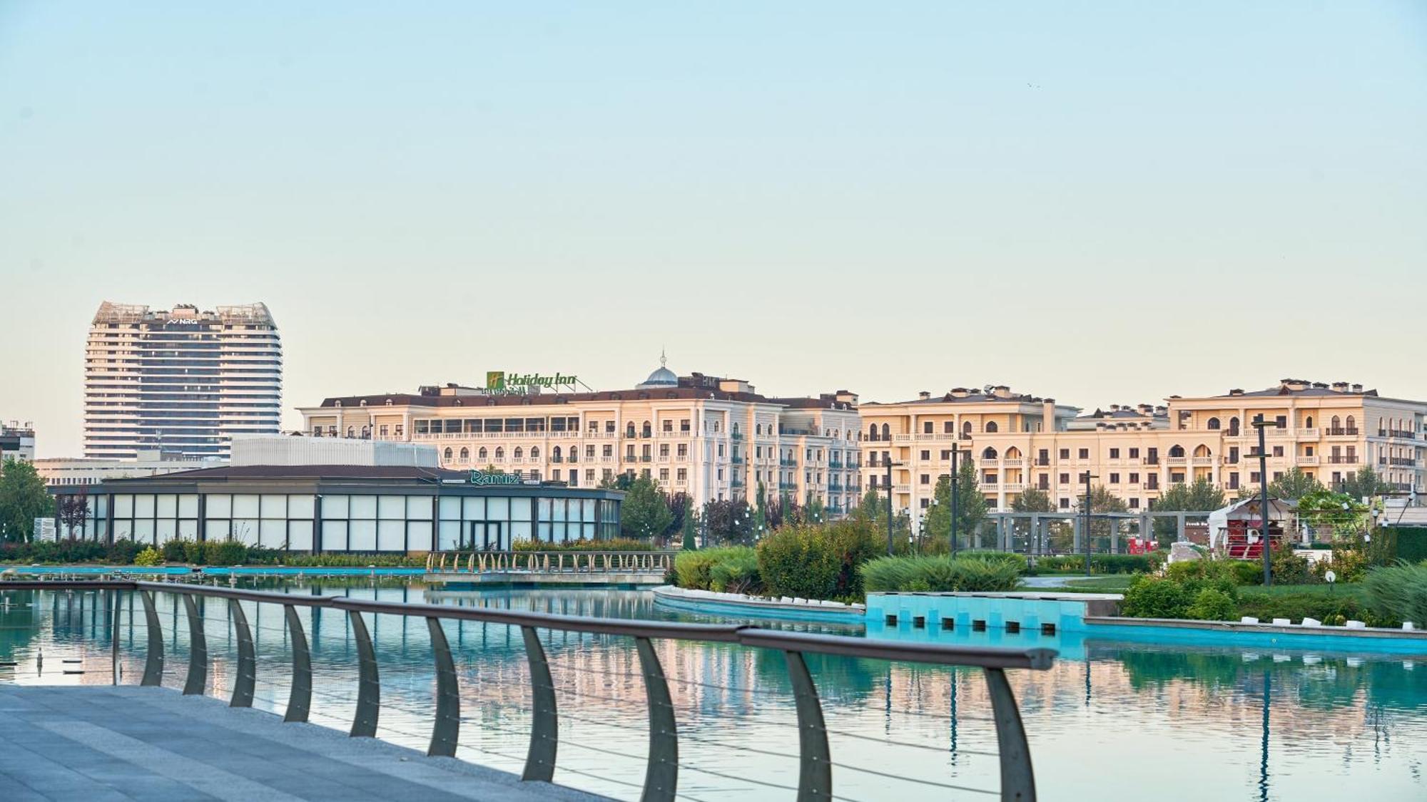 Holiday Inn Tashkent City By Ihg Екстер'єр фото