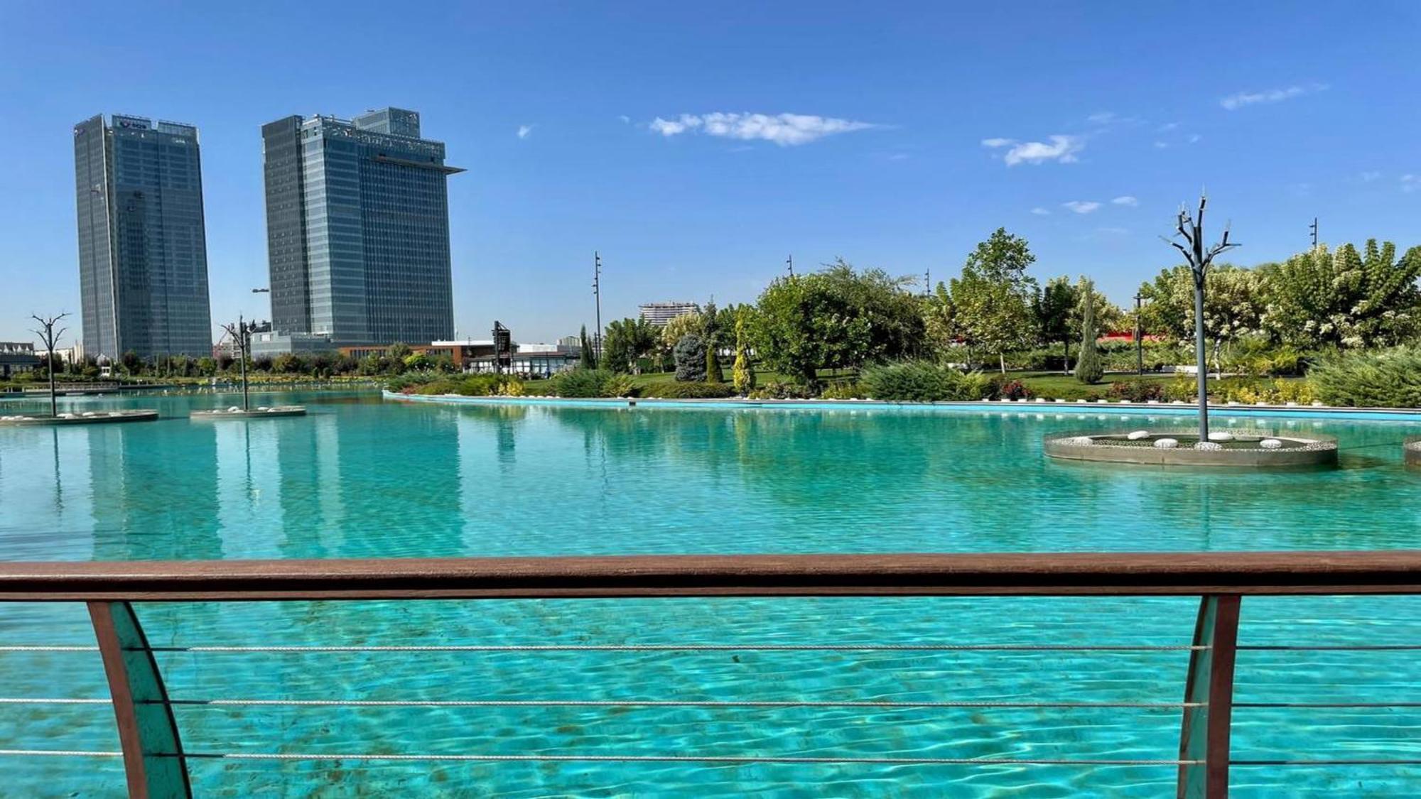 Holiday Inn Tashkent City By Ihg Екстер'єр фото